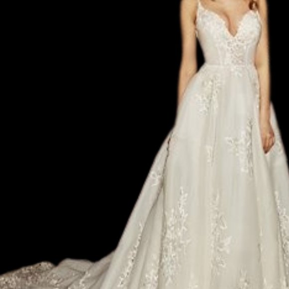 Dress - Picture 8 of 11